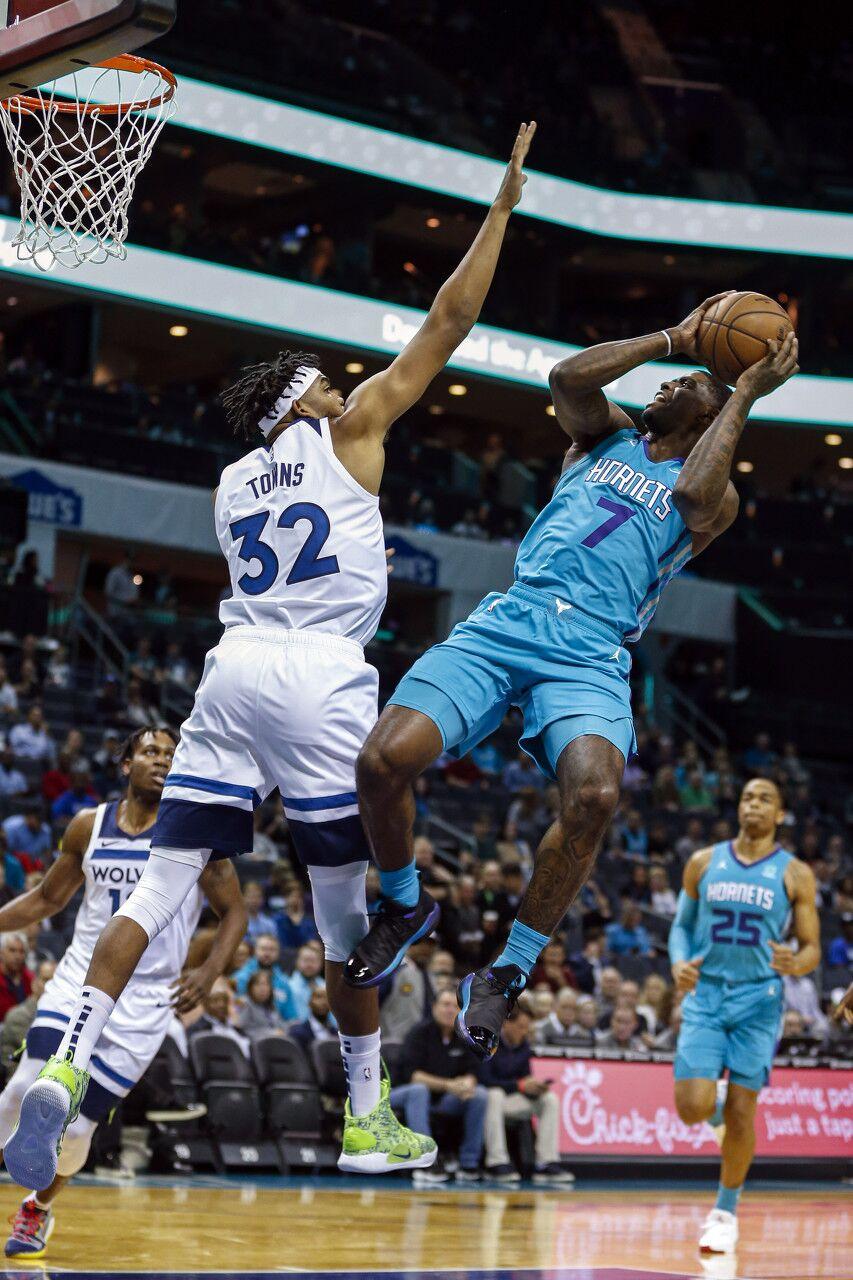 包含今夜欧篮联传出新动向,夏洛特黄蜂伤情更新,管理层表态:管理层满意,医务组通报恢复的词条-ayx爱游戏体育官方