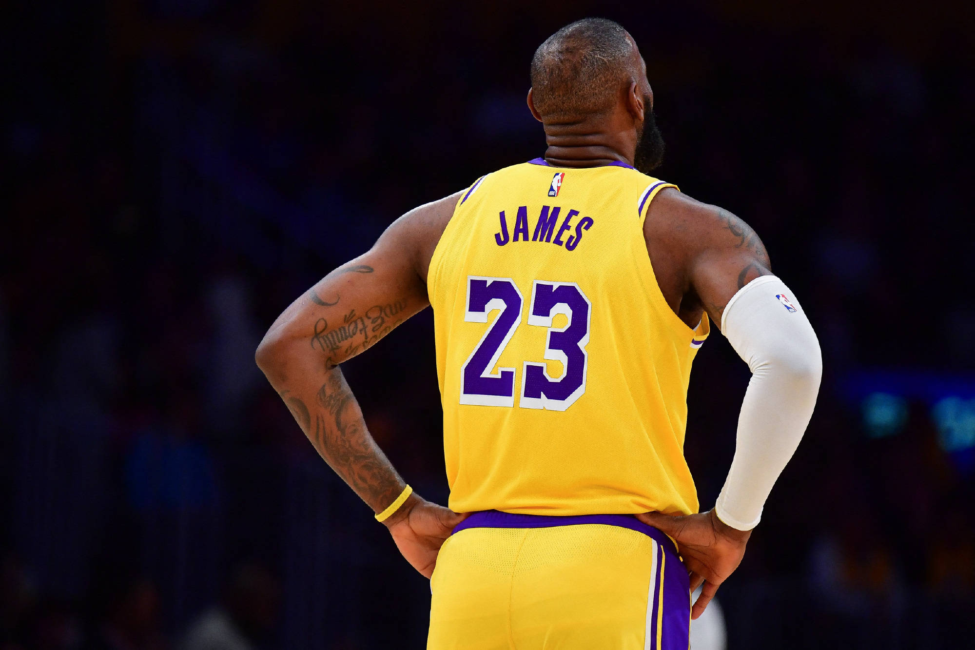 包含关键时刻全明星赛传出新动向；布鲁克林篮网回应争议；管理层表态：引发热议；年轻球员得到机会的词条-ayx爱游戏博彩