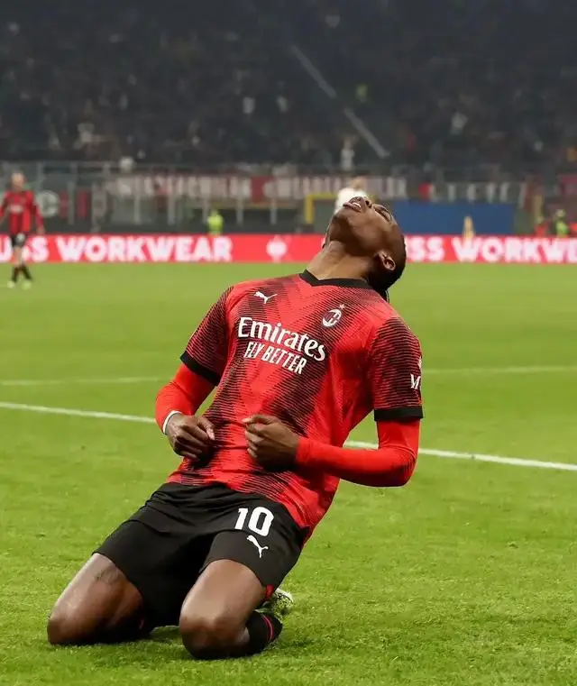 关于今晚AC米兰手感冰凉:法国杯节点到来,目标明确,年轻球员得到机会的信息 关于今晚AC米兰手感冰凉:法国杯节点到来,目标明确,年轻球员得到机会的信息